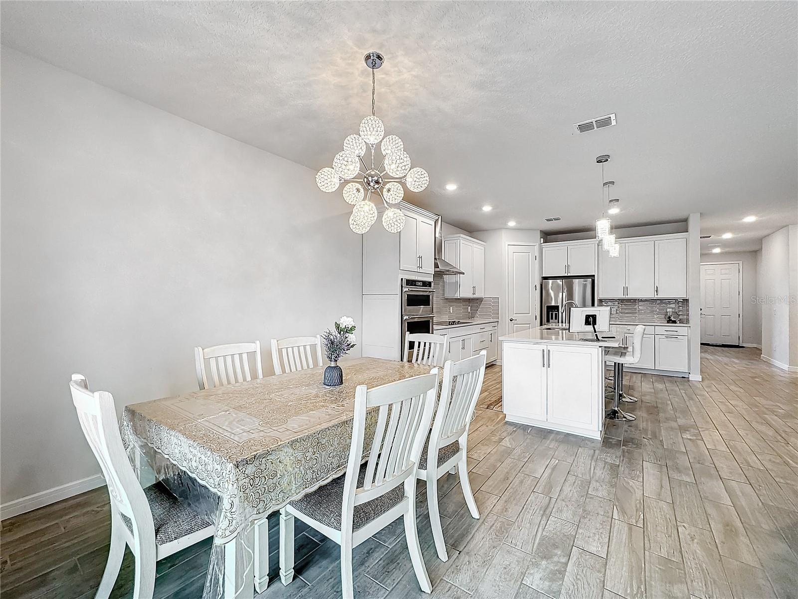 Image 11 of 38 For 5616 Arborvista Drive