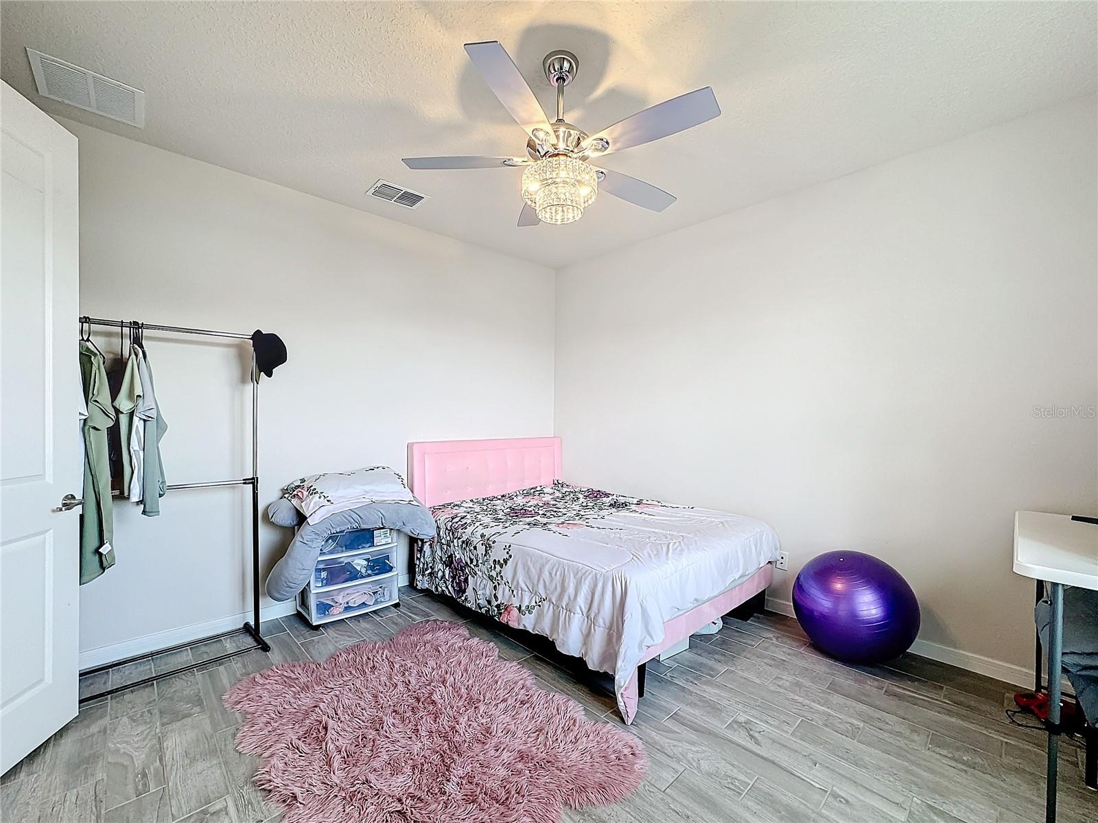 Image 13 of 38 For 5616 Arborvista Drive