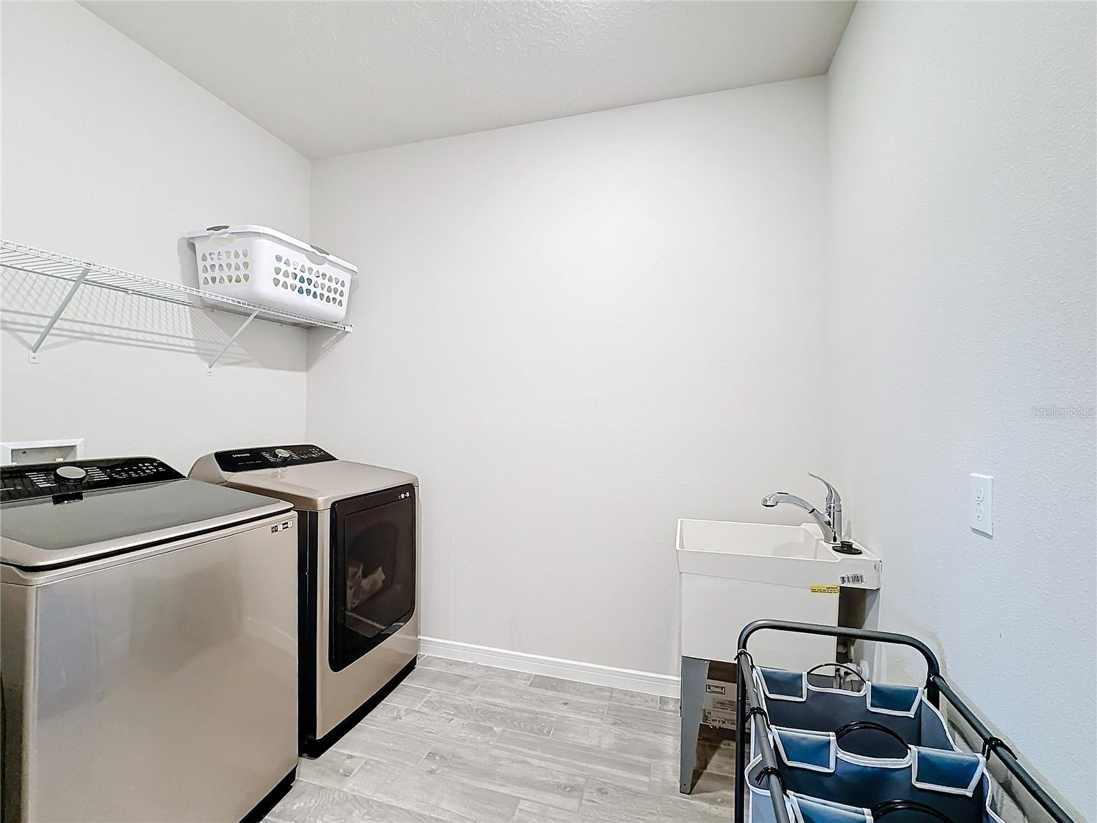 Image 16 of 38 For 5616 Arborvista Drive