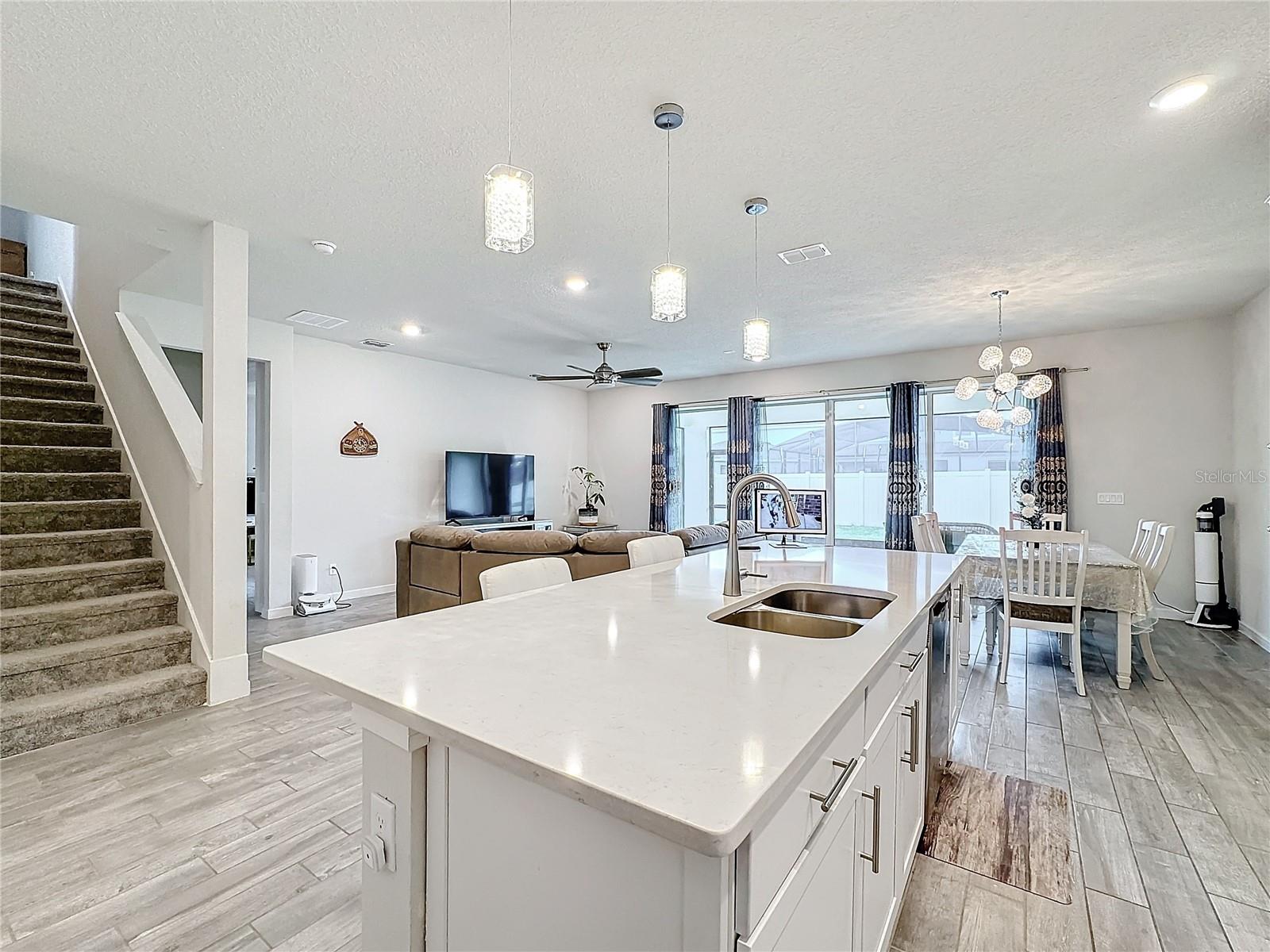 Image 7 of 38 For 5616 Arborvista Drive