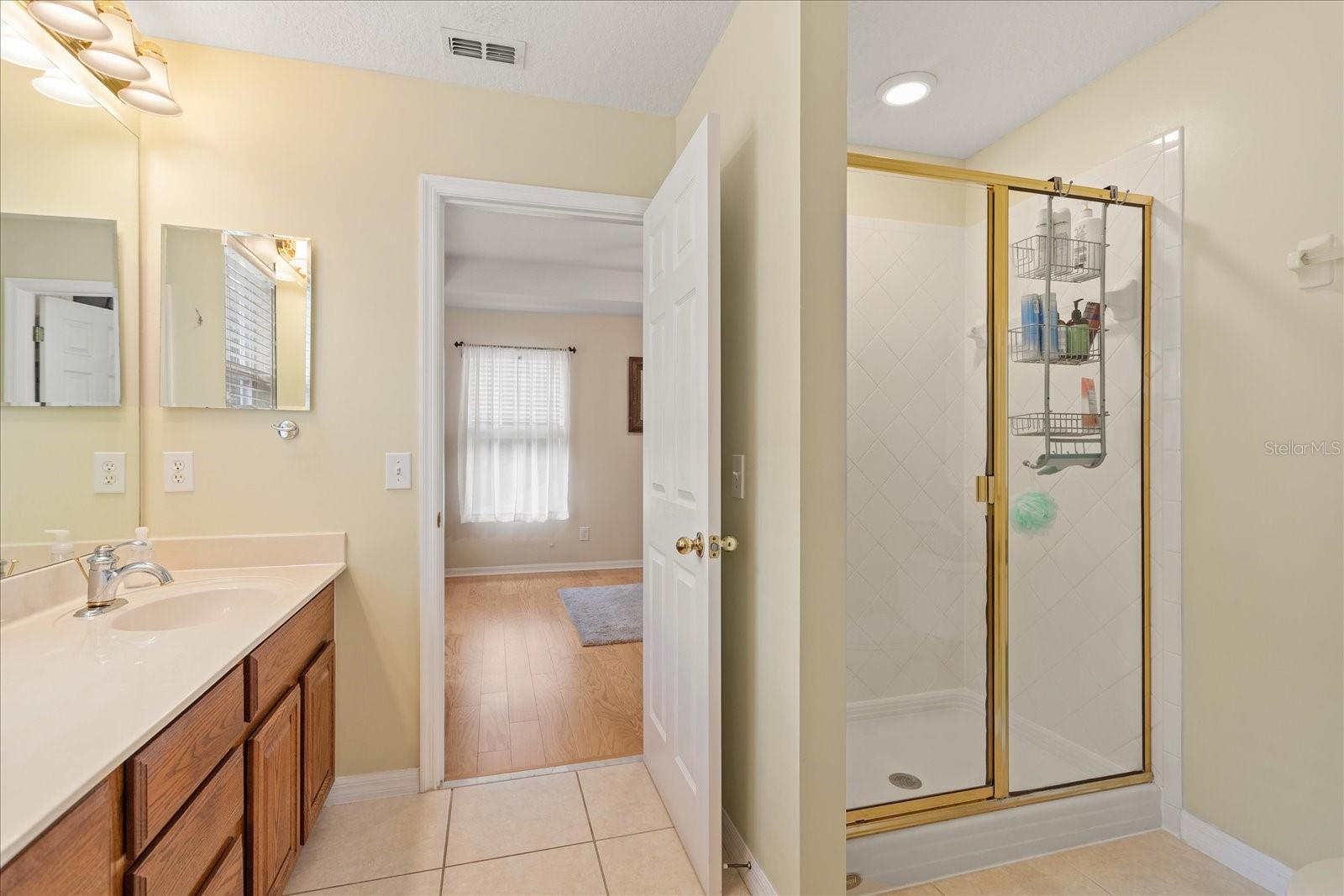 Image 10 of 18 For 1007 Nash Drive