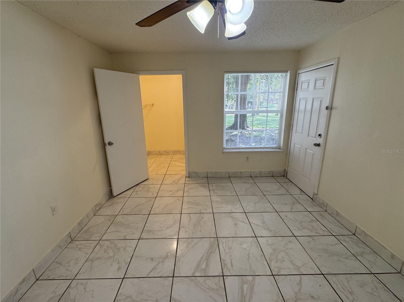 Image 11 of 24 For 1932 Lake Atriums Circle 67