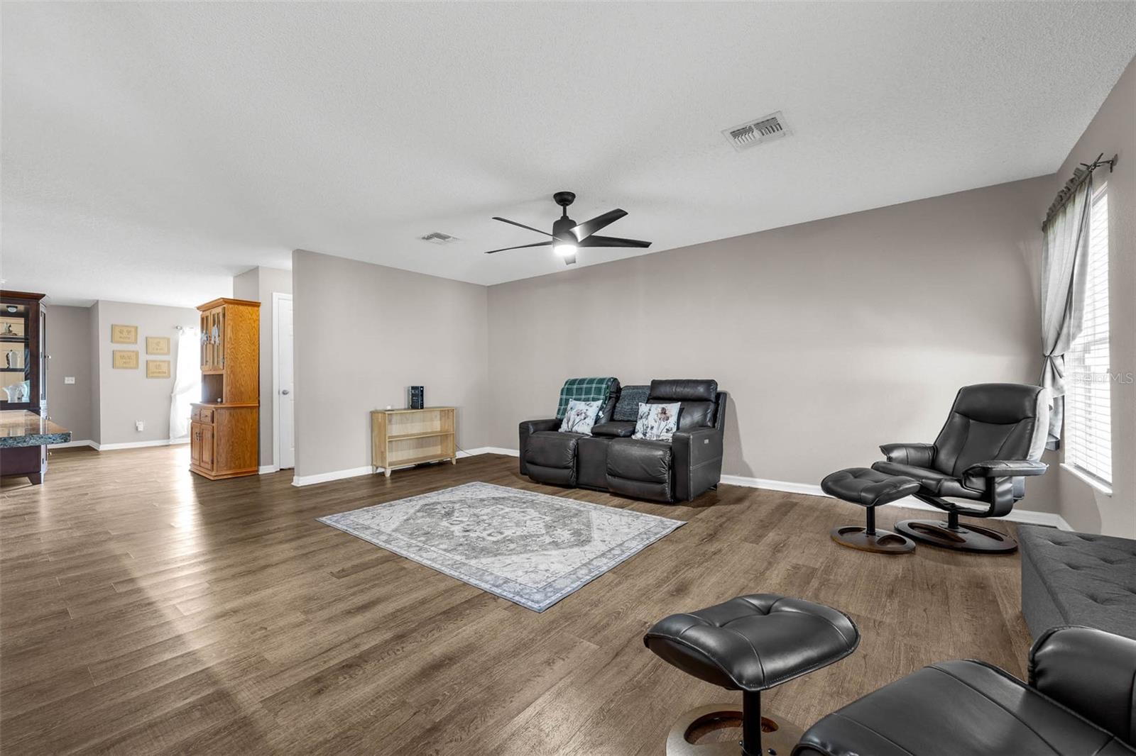 Image 10 of 53 For 754 Bristol Forest Way