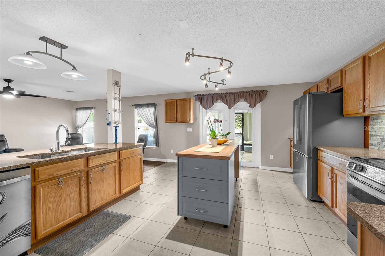 Image 16 of 53 For 754 Bristol Forest Way