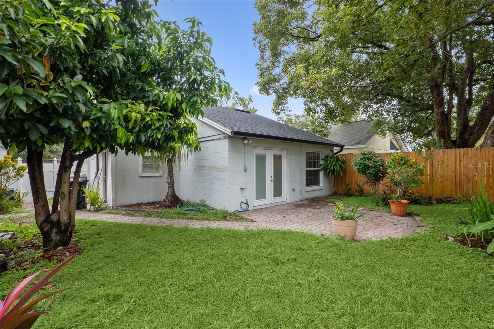 Image 17 of 19 For 1256 Pin Oak Drive