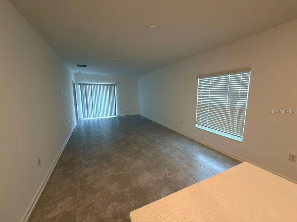 Image 10 of 22 For 207 Aqua Avenue