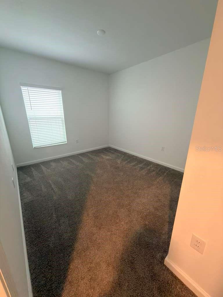 Image 13 of 22 For 207 Aqua Avenue