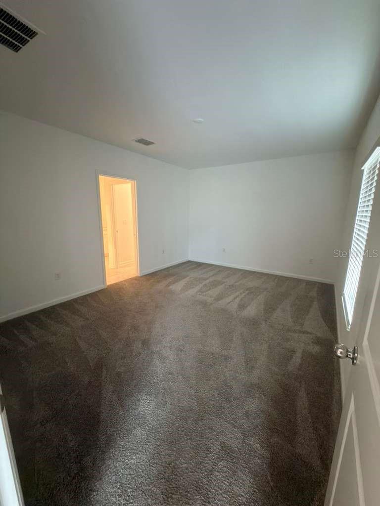 Image 16 of 22 For 207 Aqua Avenue