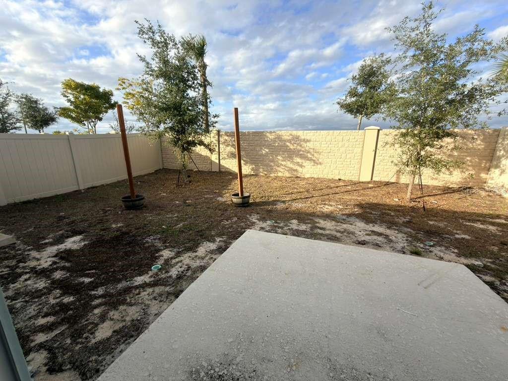 Image 20 of 22 For 207 Aqua Avenue