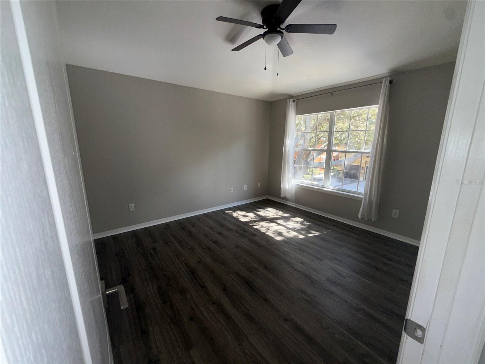 Image 7 of 42 For 1810 Pine Oak Trail