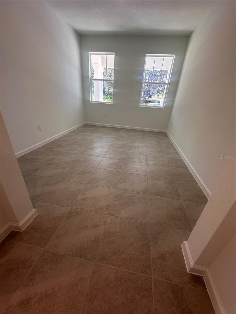 Listing photo id 15 for 320 Free Range Drive