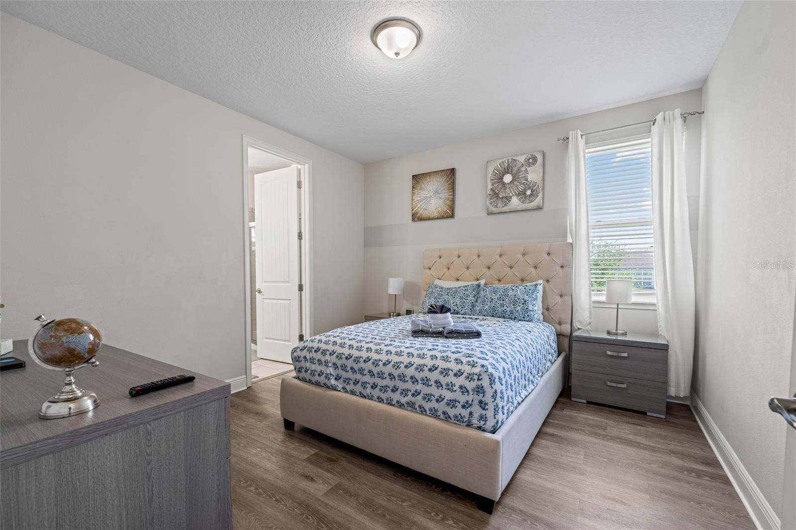 Image 12 of 46 For 7392 Marker Avenue