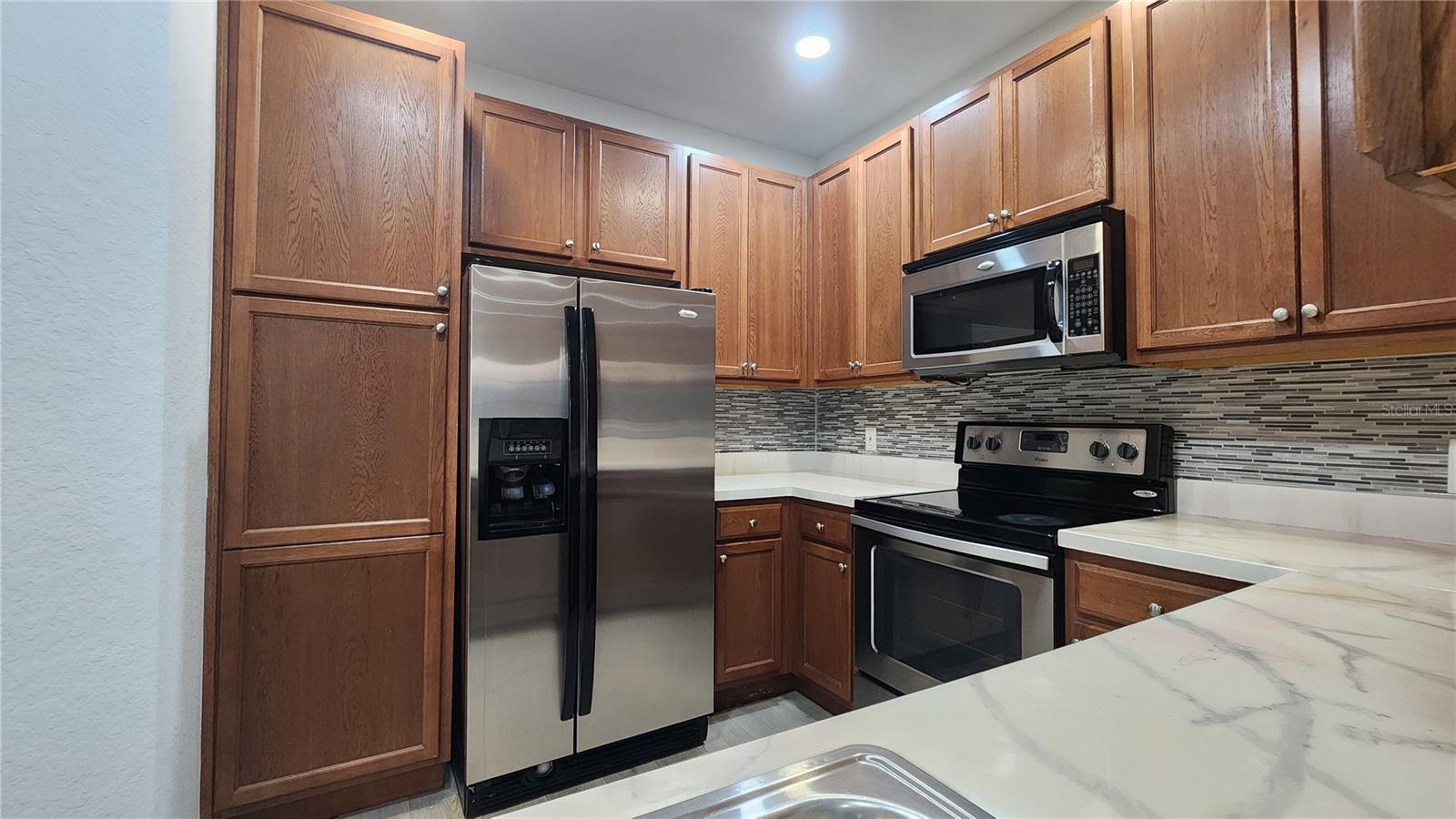 Image 11 of 32 For 2316 Grand Central Parkway 10