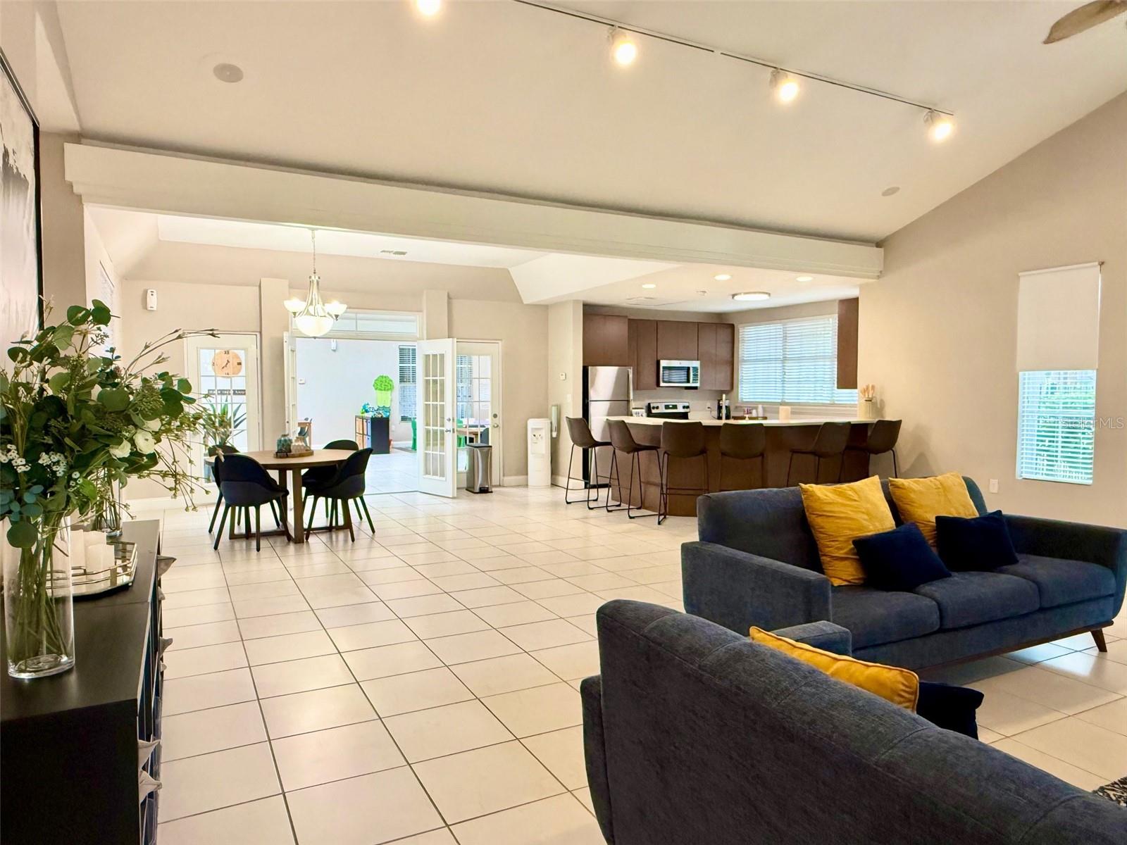 Image 40 of 46 For 3846 Bay Club Circle 104