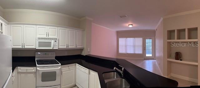 Image 4 of 11 For 3561 Conroy Road 226