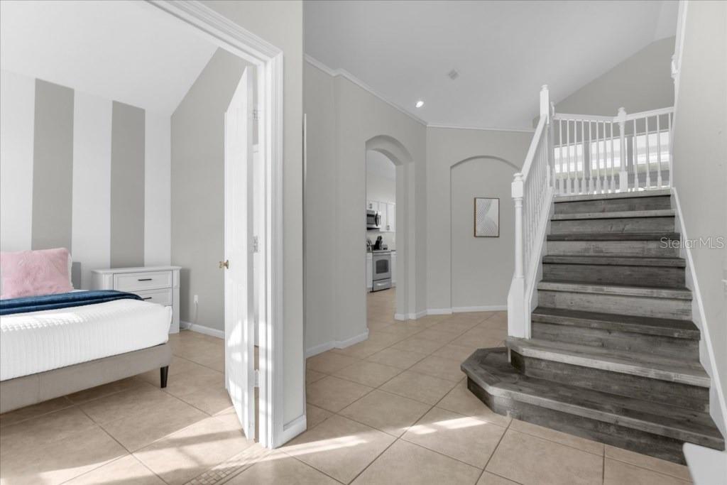 Image 12 of 44 For 8017 King Palm Circle