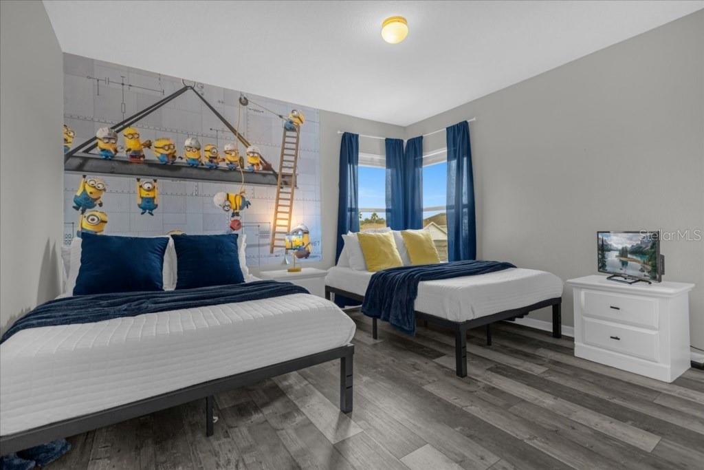 Image 22 of 44 For 8017 King Palm Circle