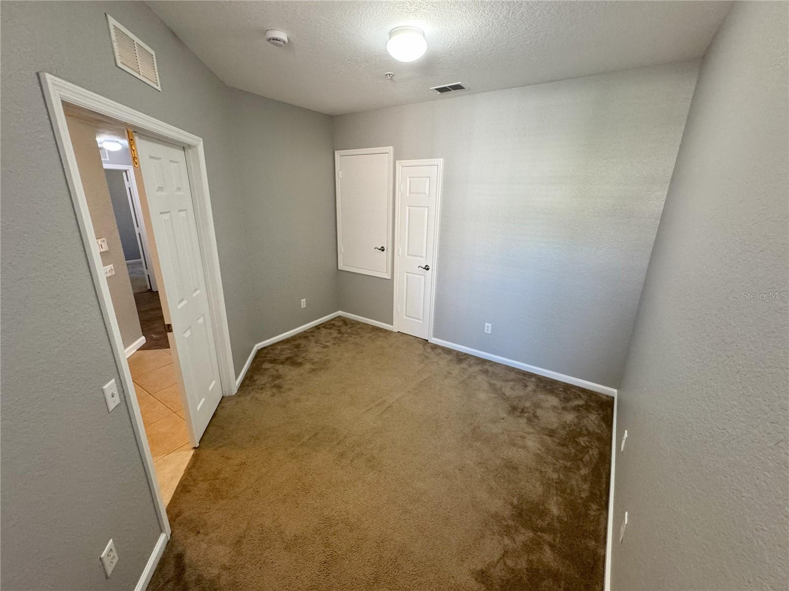 Image 23 of 52 For 6462 Cantua Lane 106