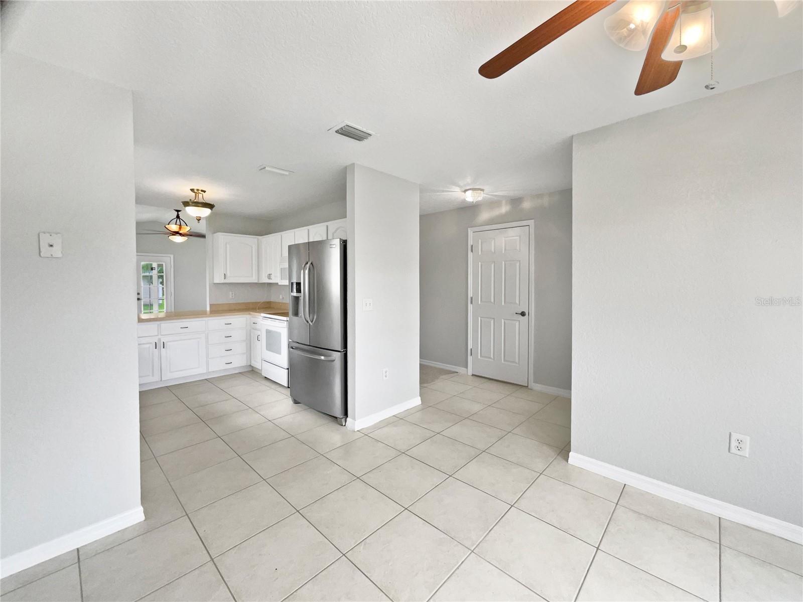 Image 13 of 25 For 2732 Boardwalk Way