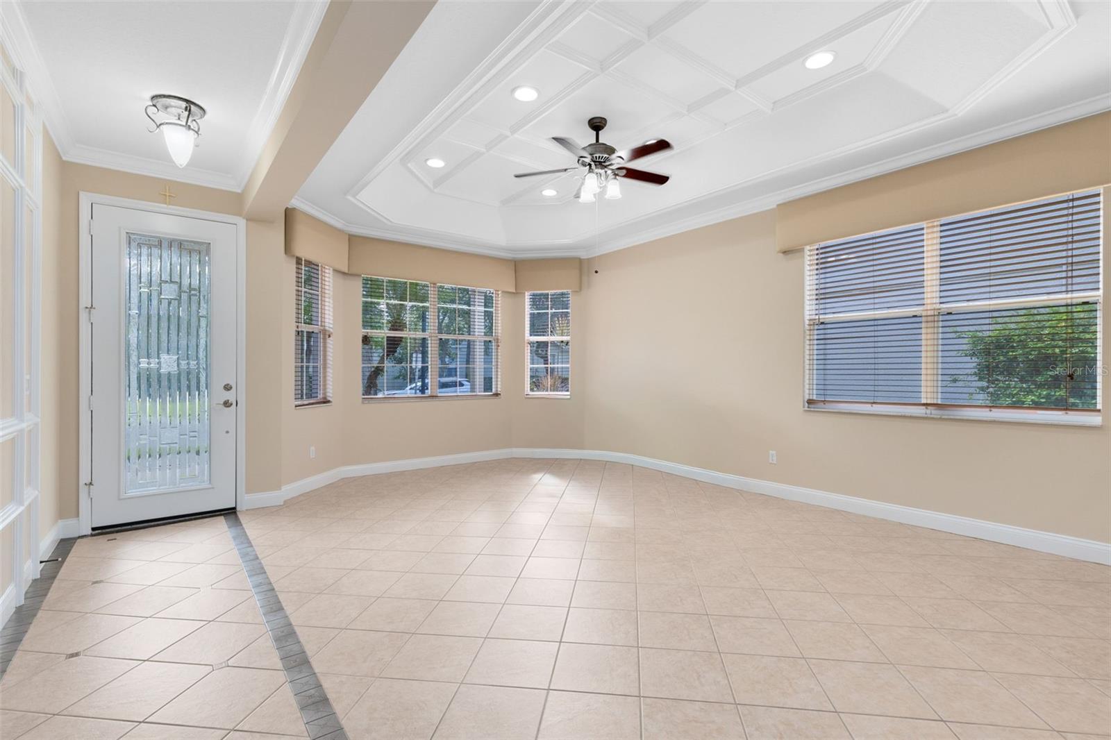 Image 16 of 39 For 4019 Alcott Circle