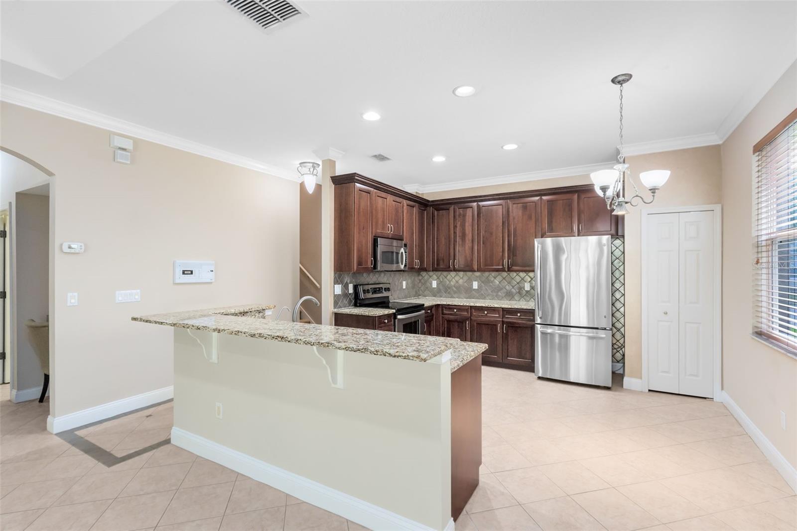 Image 21 of 39 For 4019 Alcott Circle