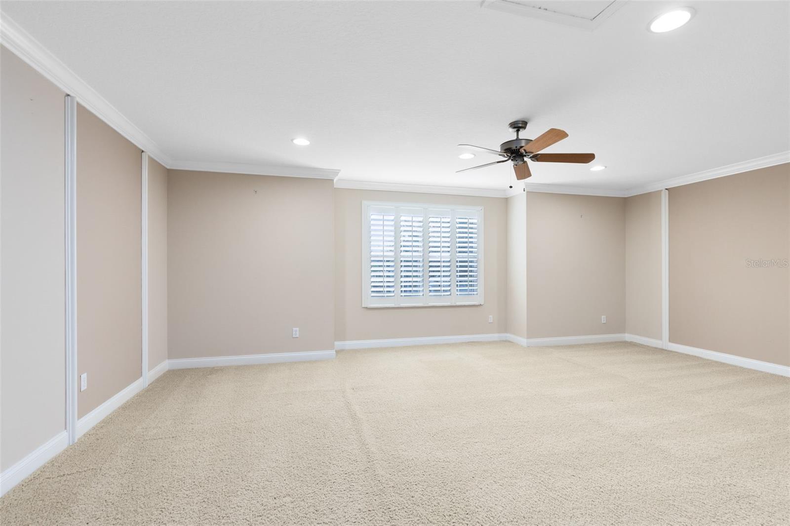 Image 4 of 39 For 4019 Alcott Circle