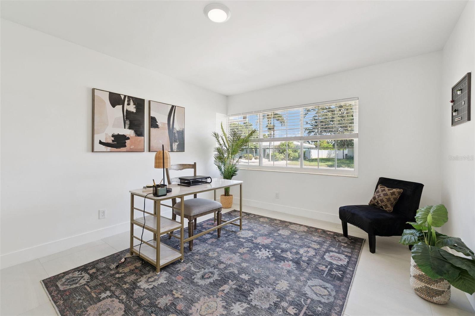 Image 20 of 31 For 2335 Tropical Shores Drive Se