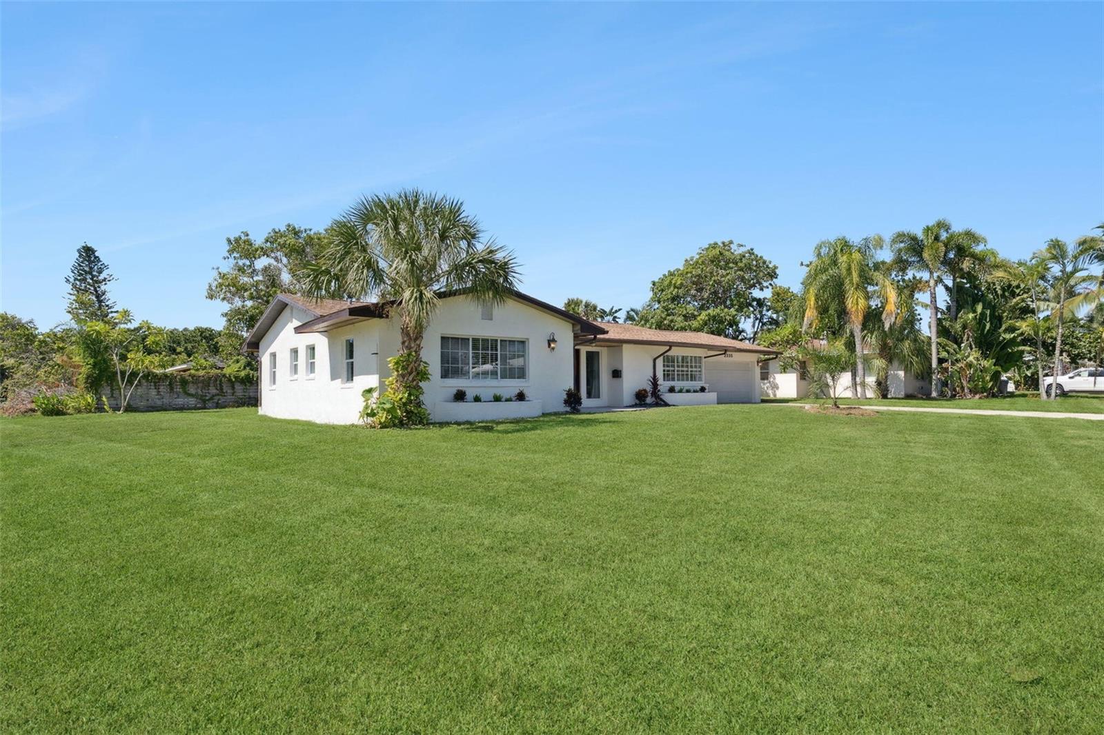 Image 29 of 31 For 2335 Tropical Shores Drive Se