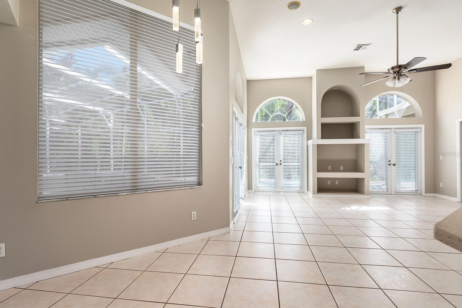 Image 12 of 58 For 14682 Braddock Oak Drive
