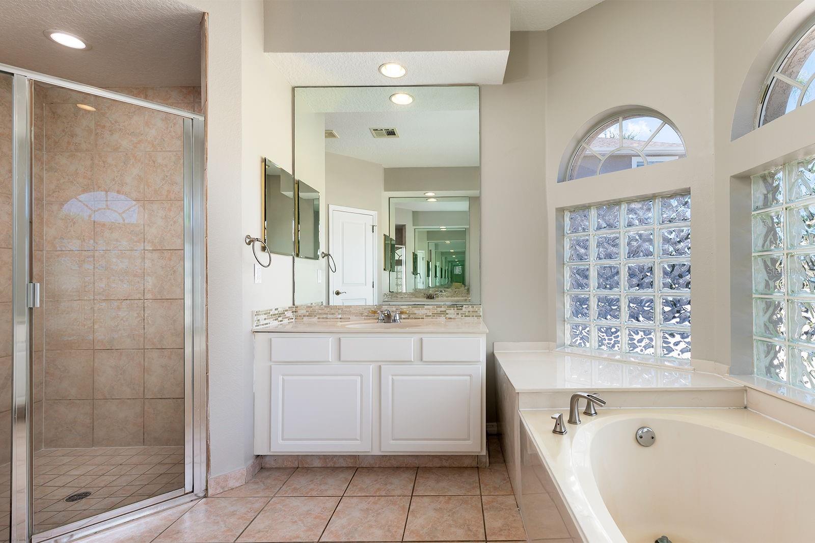 Image 23 of 58 For 14682 Braddock Oak Drive