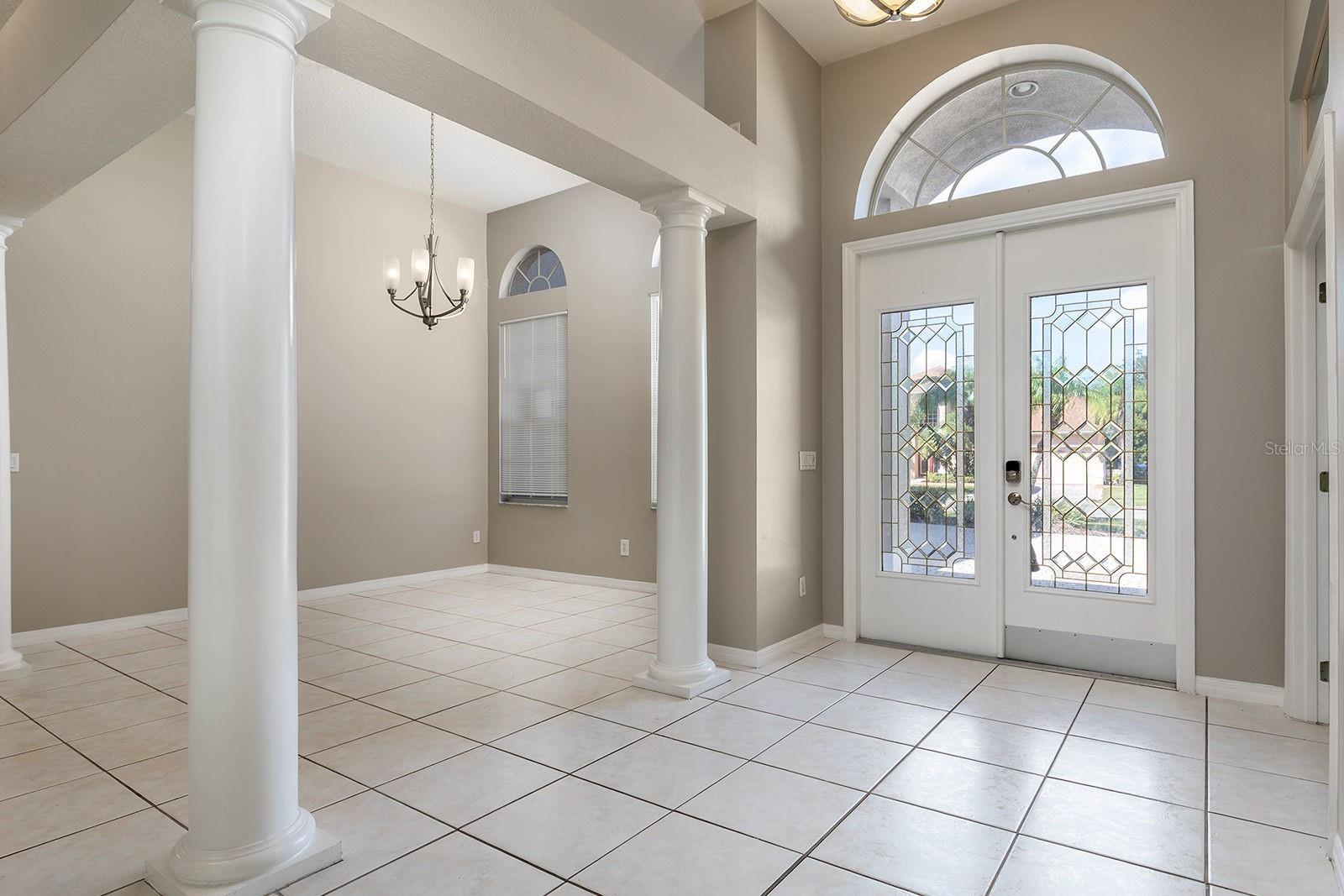 Image 5 of 58 For 14682 Braddock Oak Drive