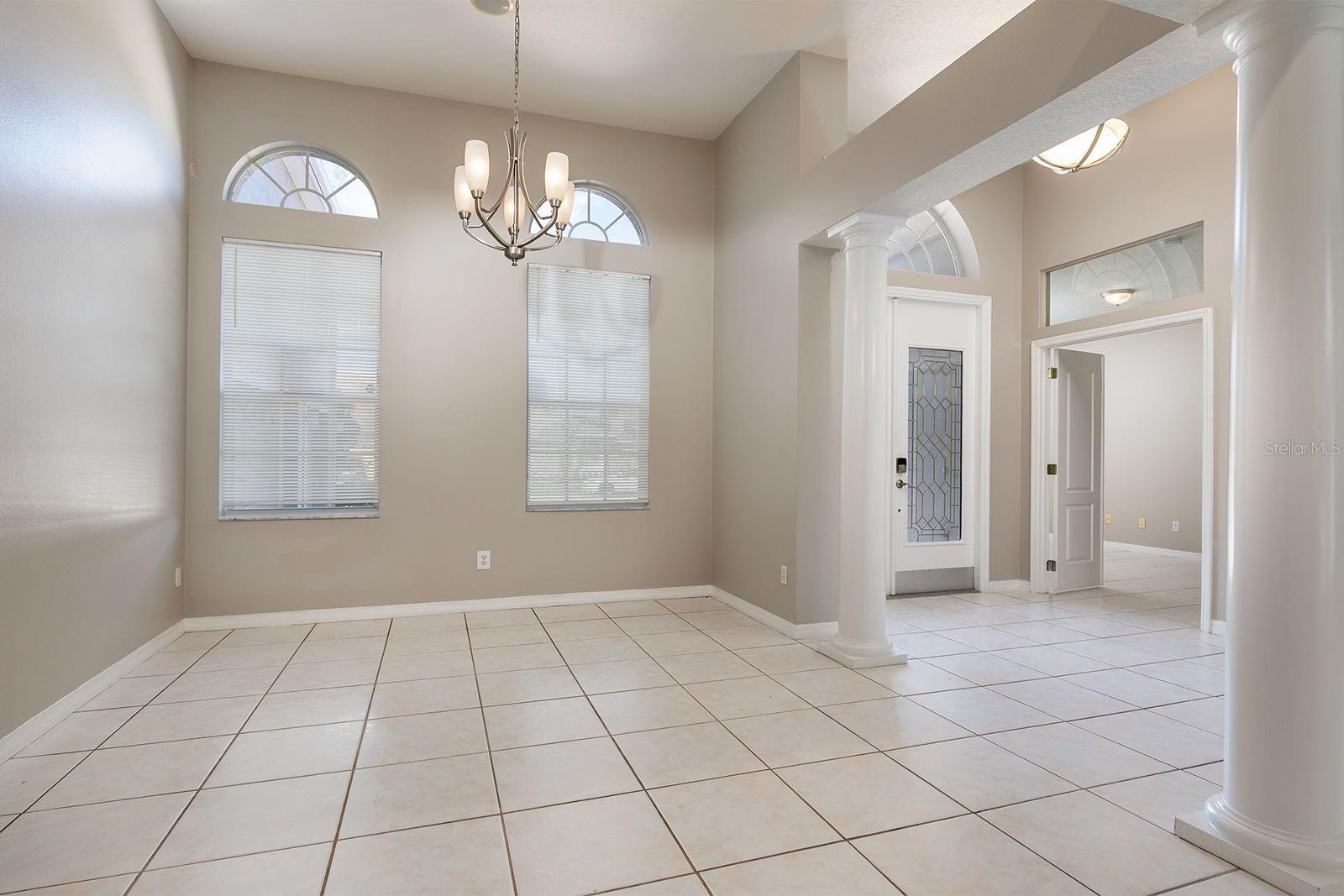 Image 6 of 58 For 14682 Braddock Oak Drive