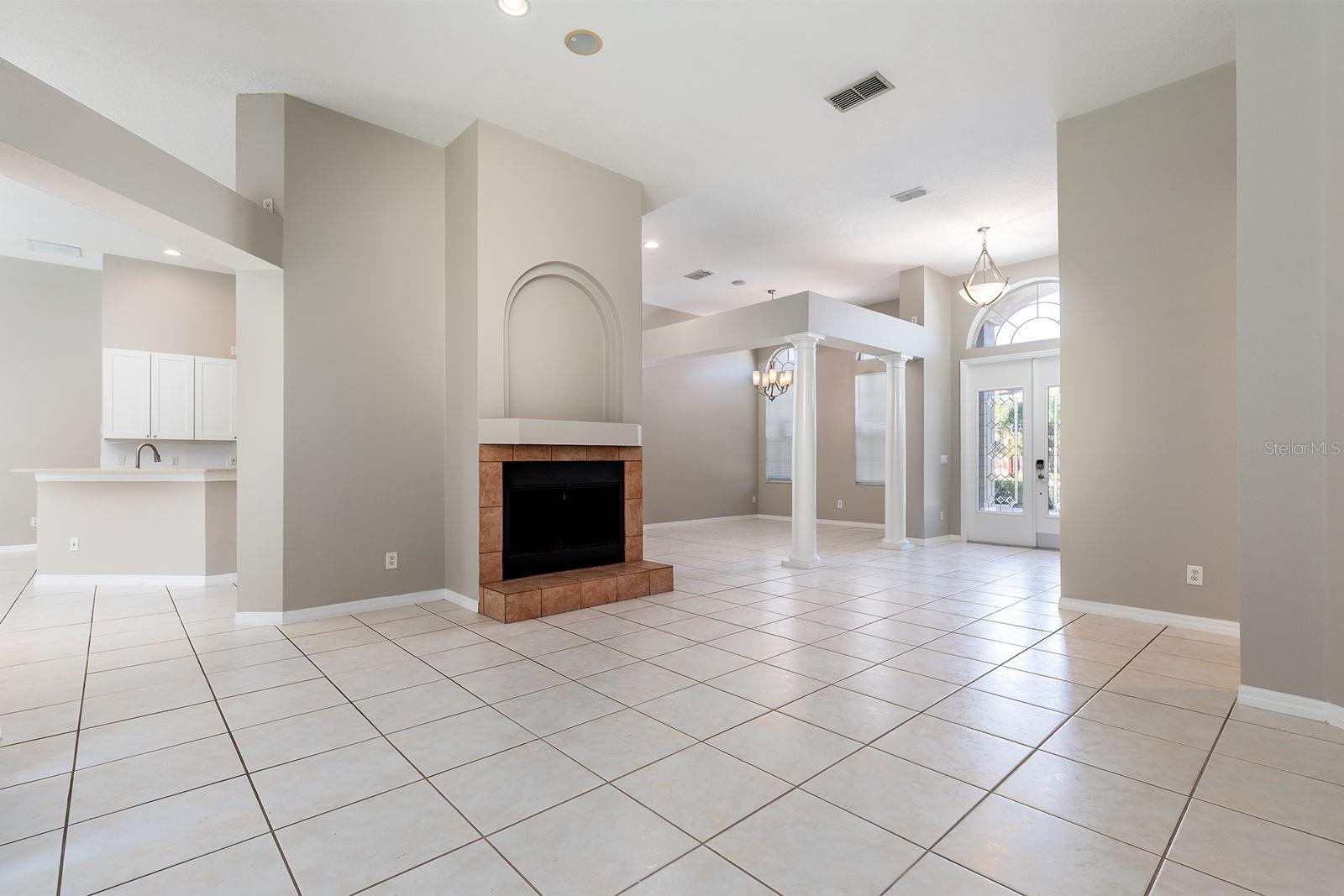 Image 7 of 58 For 14682 Braddock Oak Drive
