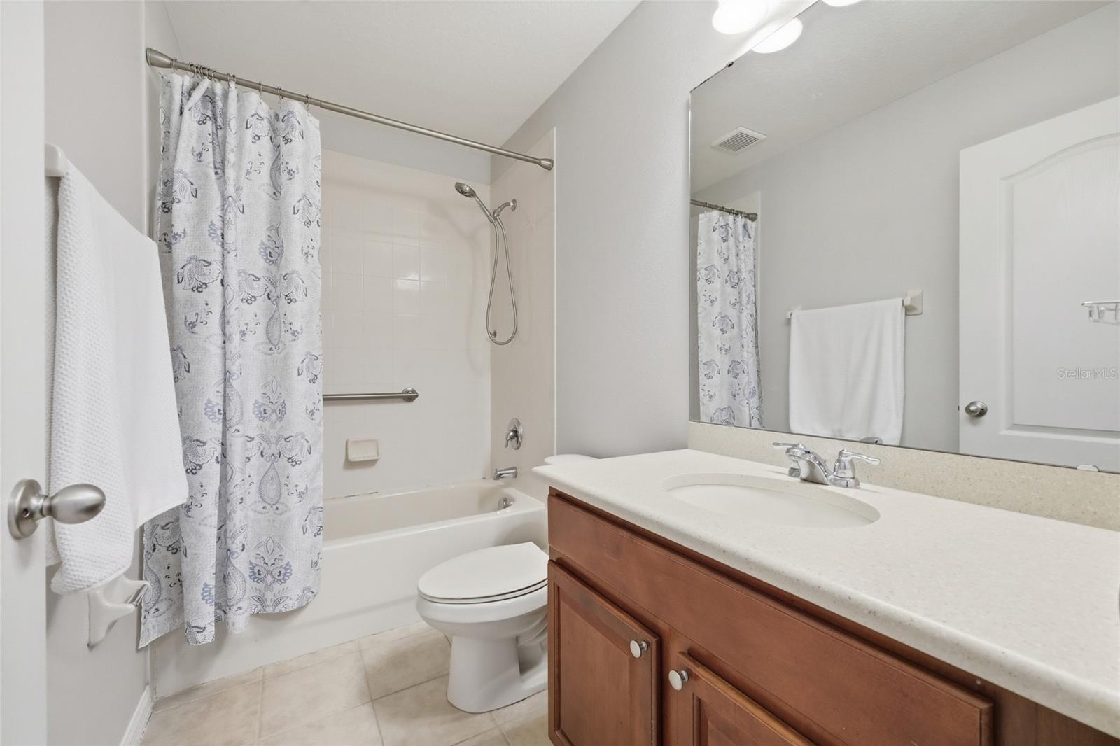 Image 24 of 52 For 9117 Oak Commons Way