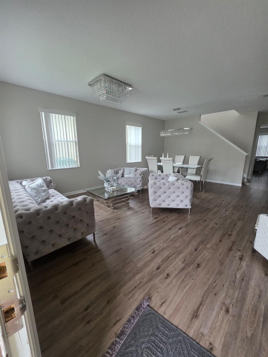 Image 3 of 11 For 233 Aldridge Lane