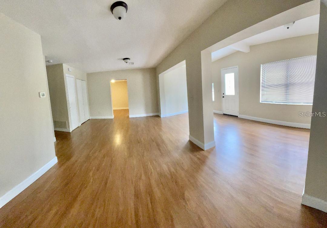 Image 4 of 12 For 10404 Groton Street