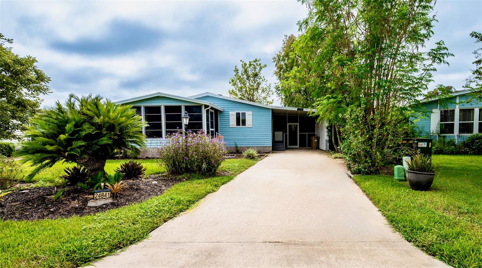 Details for 24841 Pine Hill, LEESBURG, FL 34748