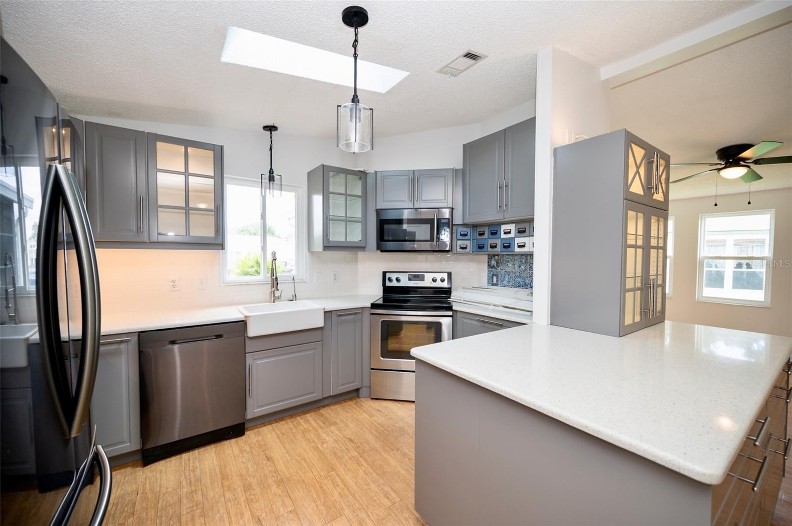 Image 10 of 51 For 24841 Pine Hill