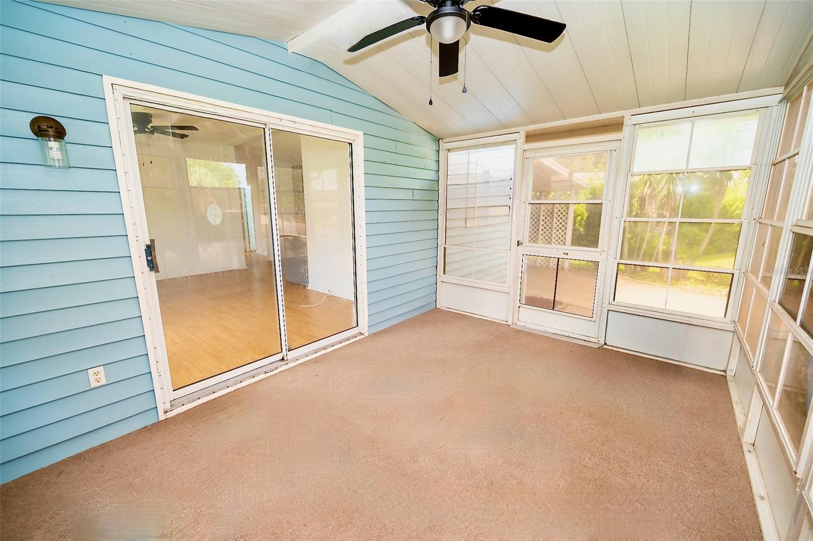 Image 15 of 51 For 24841 Pine Hill