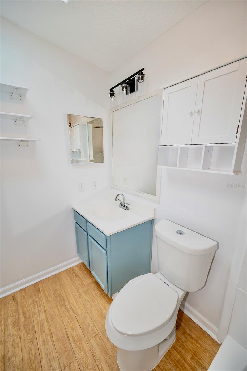Image 21 of 51 For 24841 Pine Hill