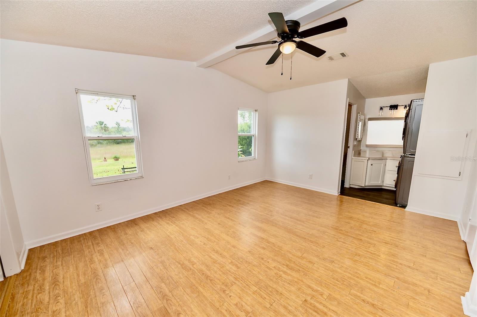 Image 27 of 51 For 24841 Pine Hill