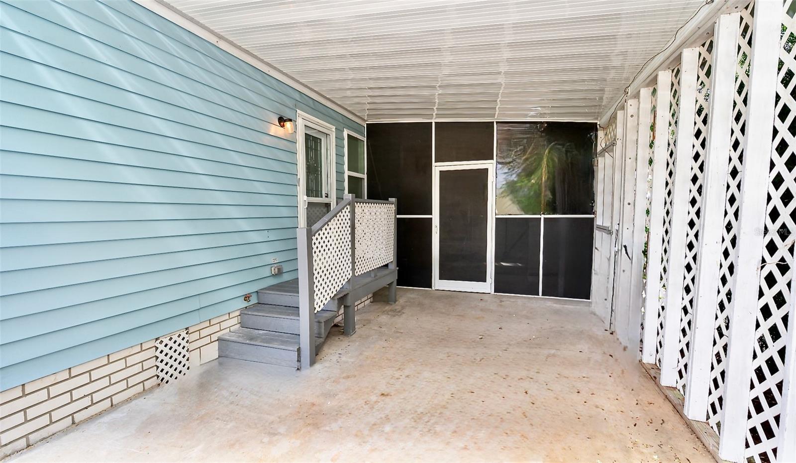 Image 34 of 51 For 24841 Pine Hill