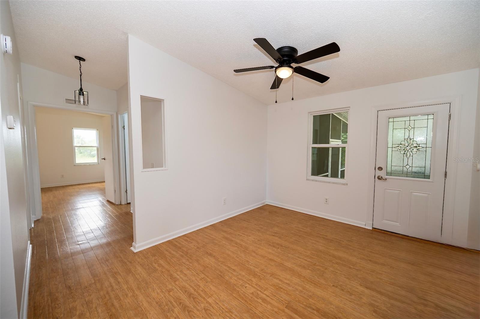 Image 4 of 51 For 24841 Pine Hill