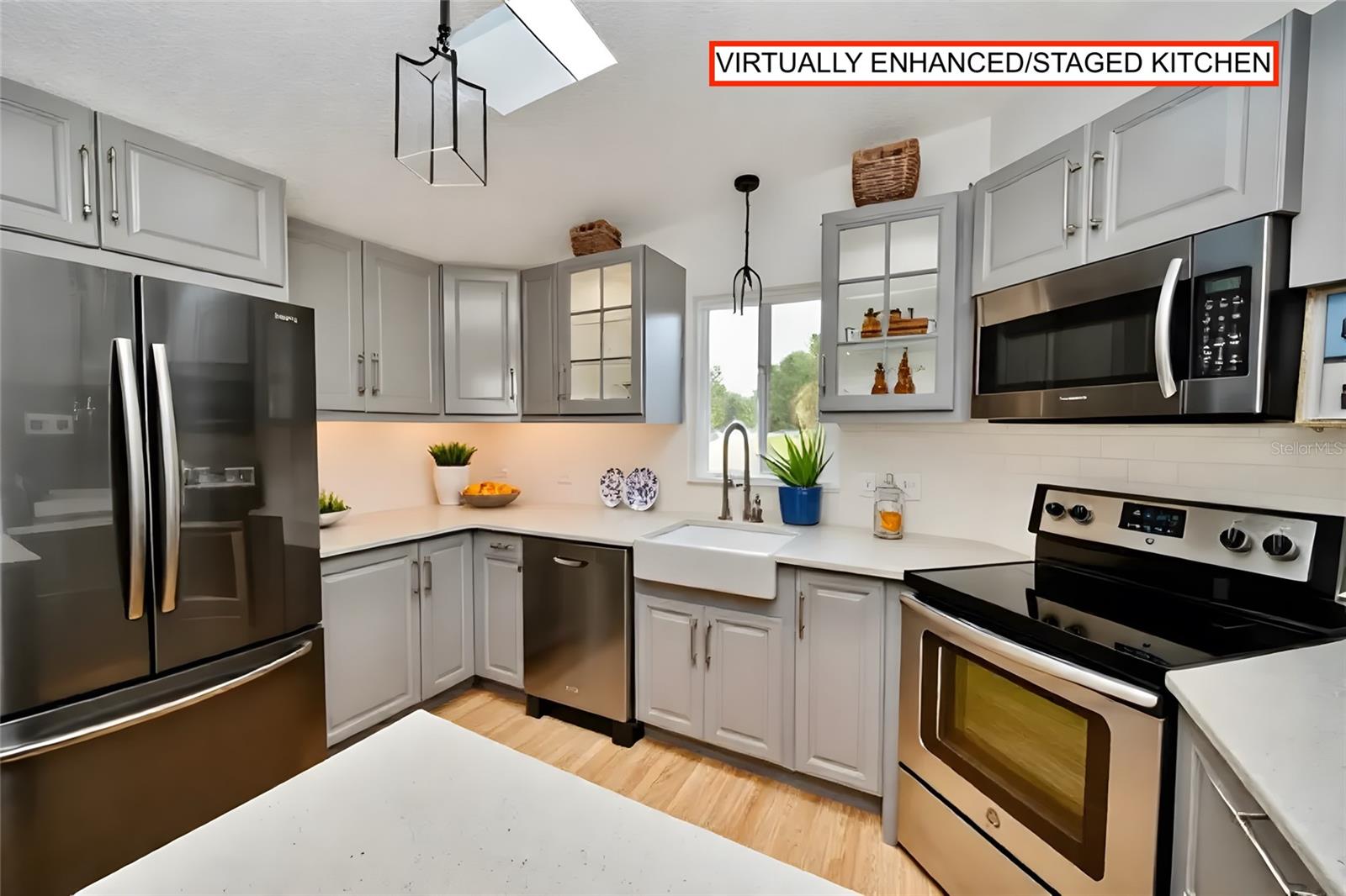 Image 9 of 51 For 24841 Pine Hill
