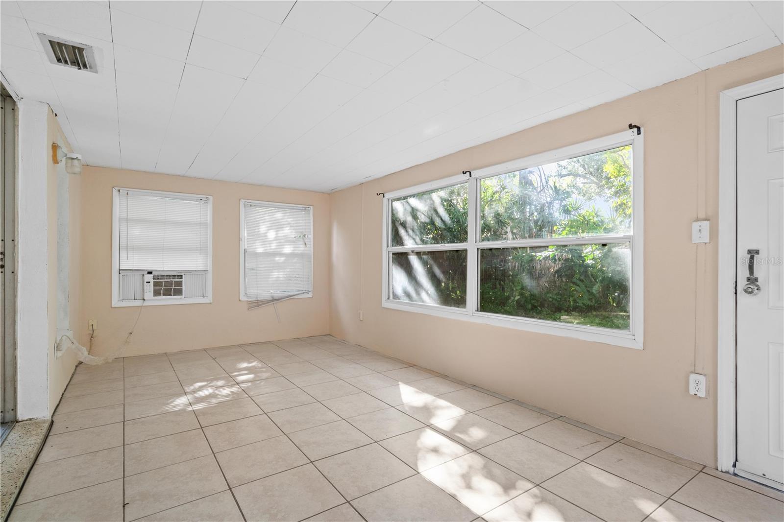 Image 20 of 26 For 10 Kepner Street