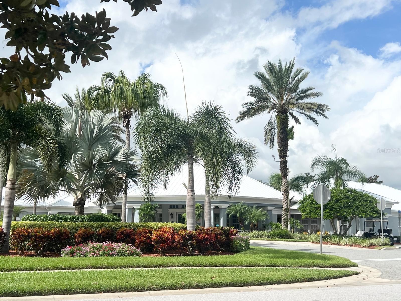 Image 10 of 40 For 8101 Coconut Palm Way 205