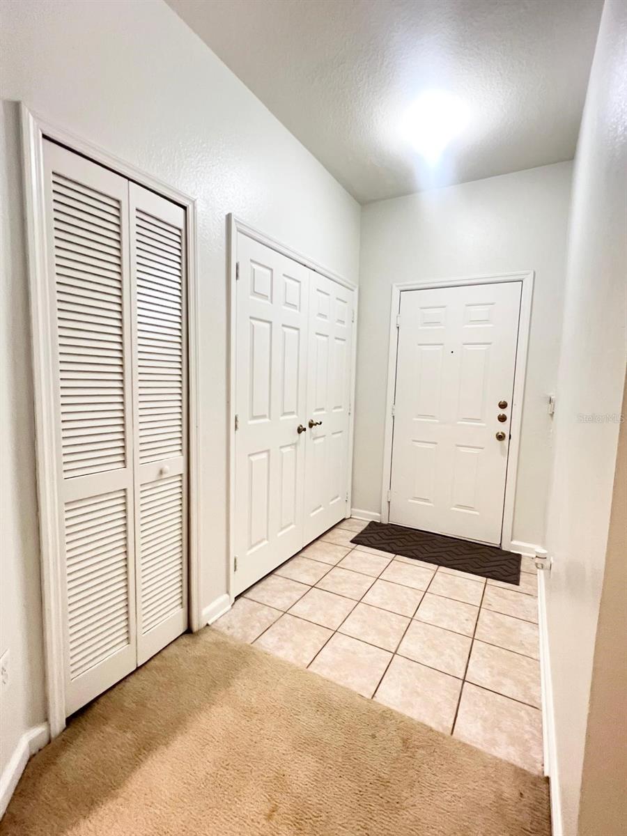 Image 11 of 40 For 8101 Coconut Palm Way 205