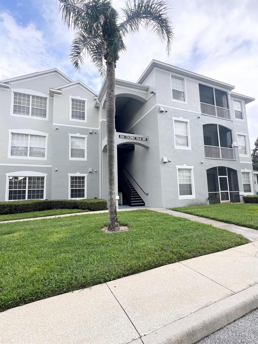 Image 2 of 40 For 8101 Coconut Palm Way 205