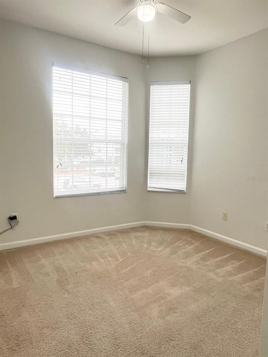 Image 34 of 40 For 8101 Coconut Palm Way 205