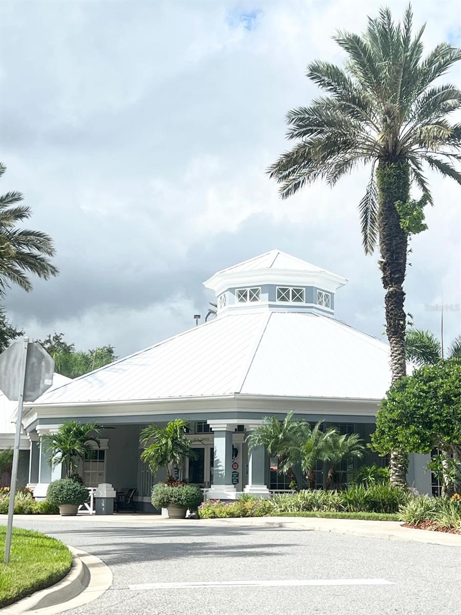 Image 8 of 40 For 8101 Coconut Palm Way 205